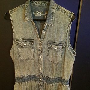 1969●GAP● Sleeveless Denim Dress with side pockets
